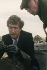 The Man In The Long Black Coat 1991 on netflix