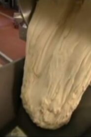 Axes in Bread-loafs 2009 on netflix