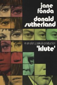 Jane Fonda and Illeana Douglas on KLUTE 2019 on netflix