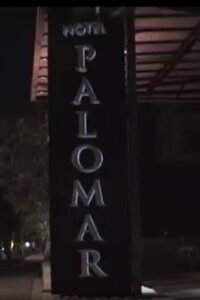 FlashBulb Alley Online In Netflix